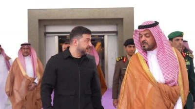 Зеленський прибув з візитом до Саудівської Аравії (відео)