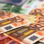 Чому курс євро рекордно зріс? Відповідь банкіра